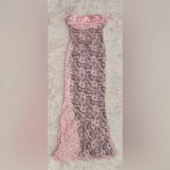 NWOT HOUSE OF CB Azzurra Rose Pink Lace Godet Gown Sz S